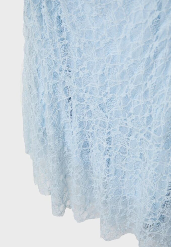 Abito asimmetrico in pizzo Abito asimmetrico in pizzo