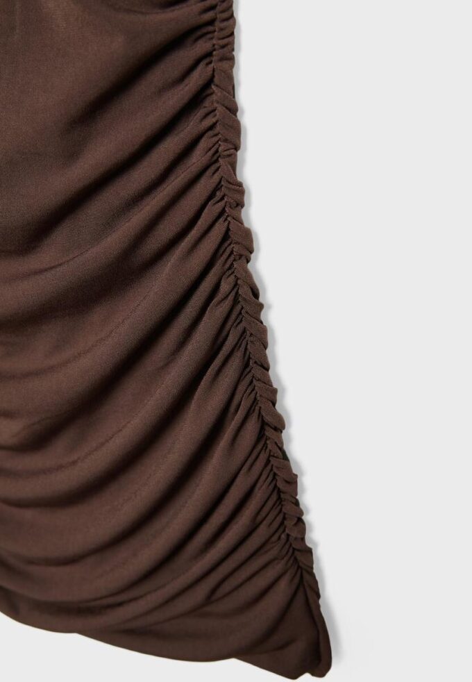 Abito corto a mantella