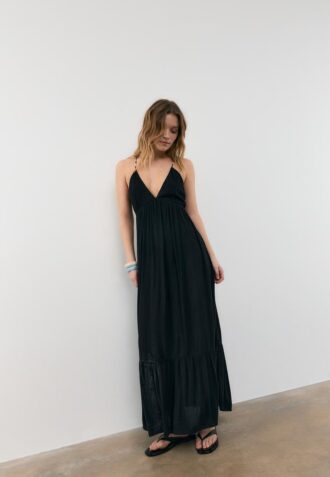 Abito lungo in crêpe con spalline ricamate Abito lungo in crêpe con spalline ricamate