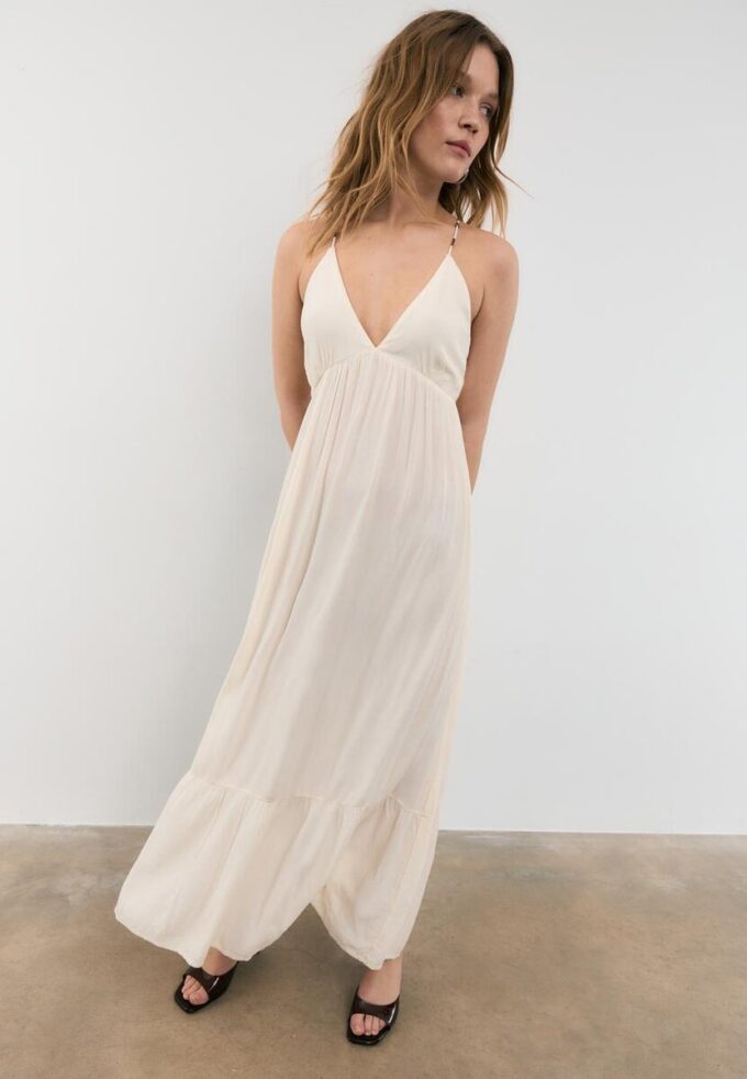 Abito lungo in crêpe con spalline ricamate