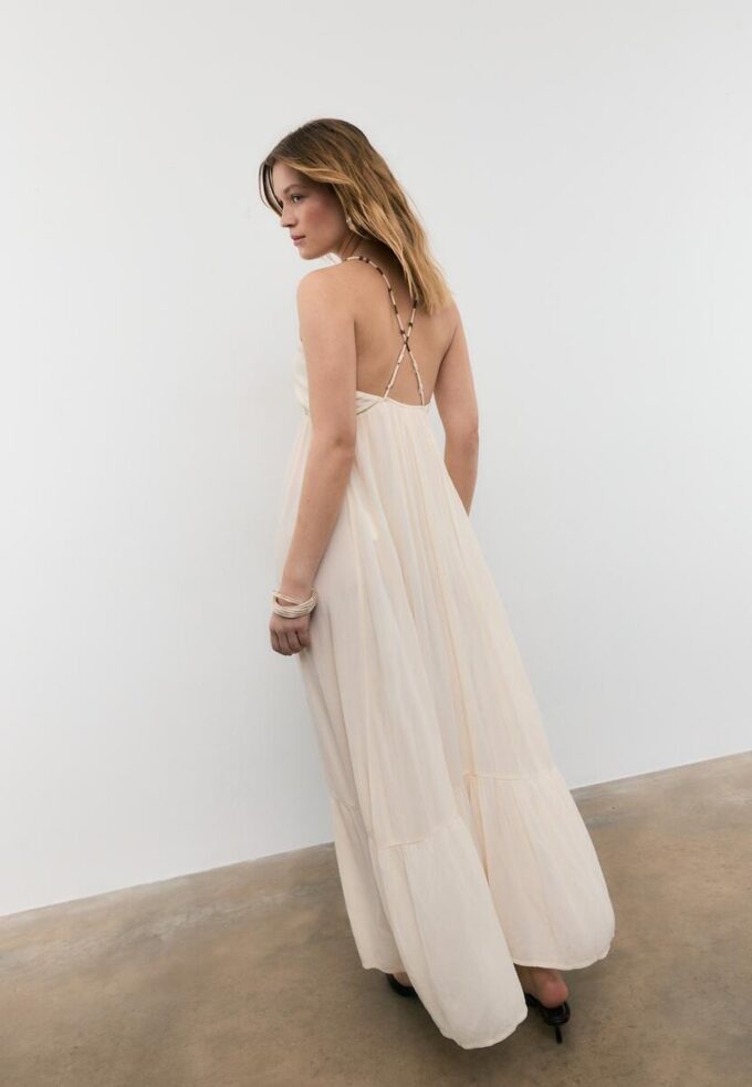 Abito lungo in crêpe con spalline ricamate