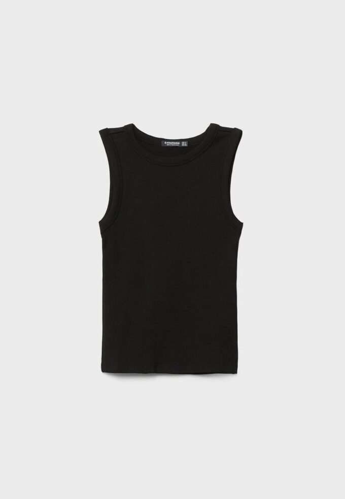 B04 Top aderente basic senza maniche