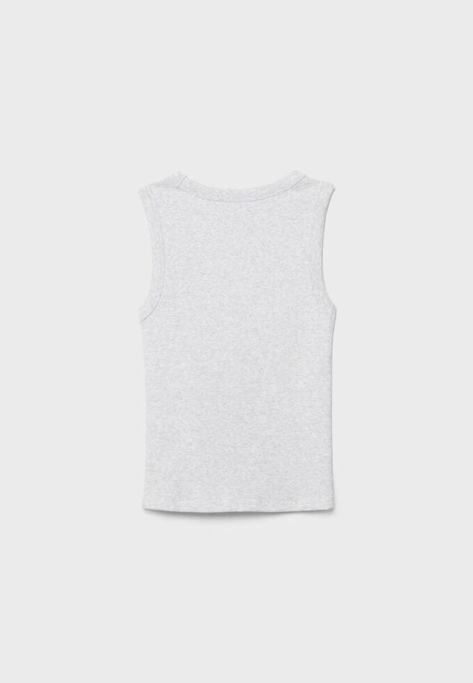 B04 Top aderente basic senza maniche