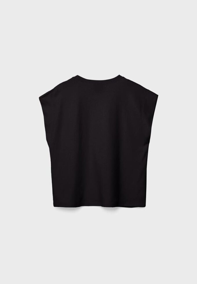 B06 T-shirt basic con spalle scese