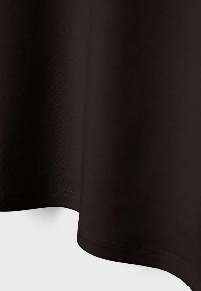 B06 T-shirt basic con spalle scese