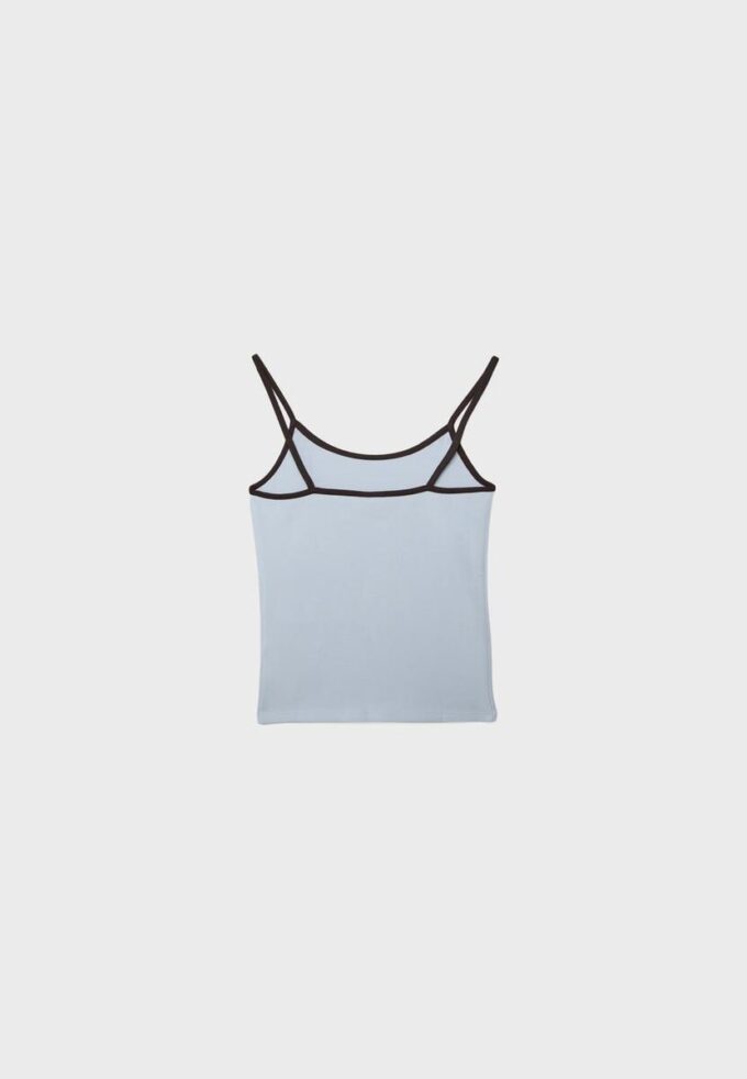 B07 Top con spalline a costine