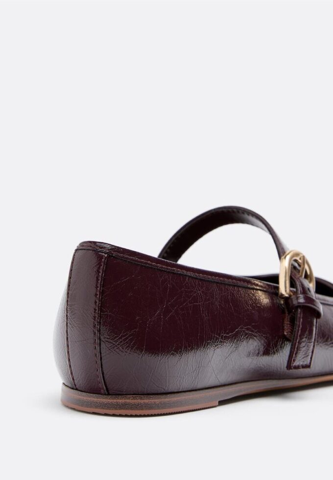 Ballerine effetto pelle con puntale