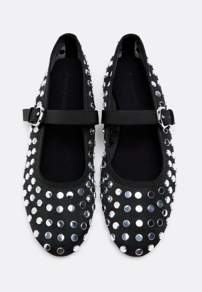 Ballerine in rete con borchie