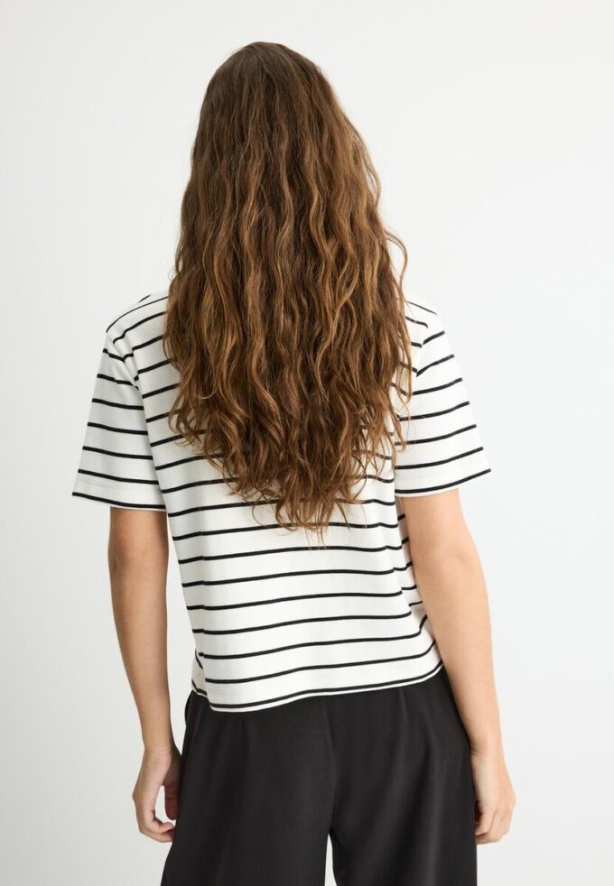 Basic Heavy Weight Striped Regular Fit T-shirt Basic Heavy Weight Striped Regular Fit T-shirt