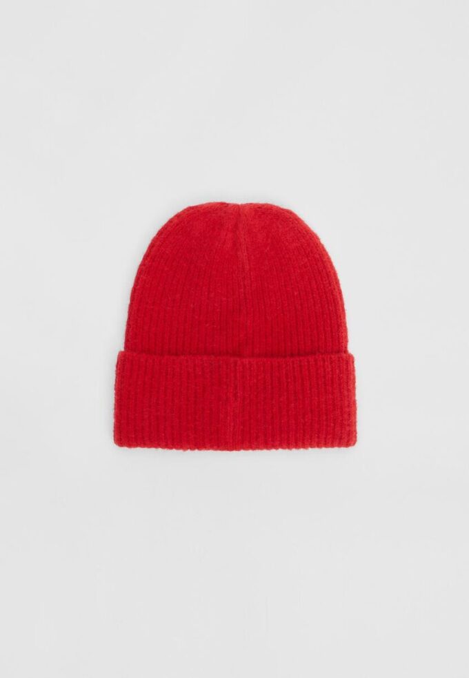 Berretto a coste con placca