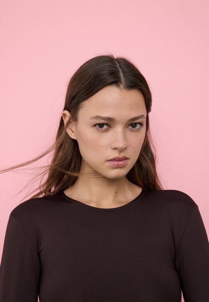 Body a maniche lunghe in poliammide Body a maniche lunghe in poliammide