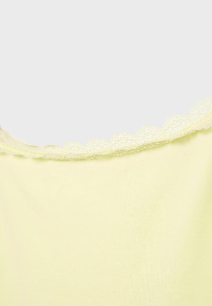 Body con dettagli in pizzo biondo Body con dettagli in pizzo biondo