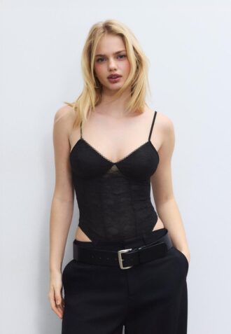 Body in pizzo con spalline