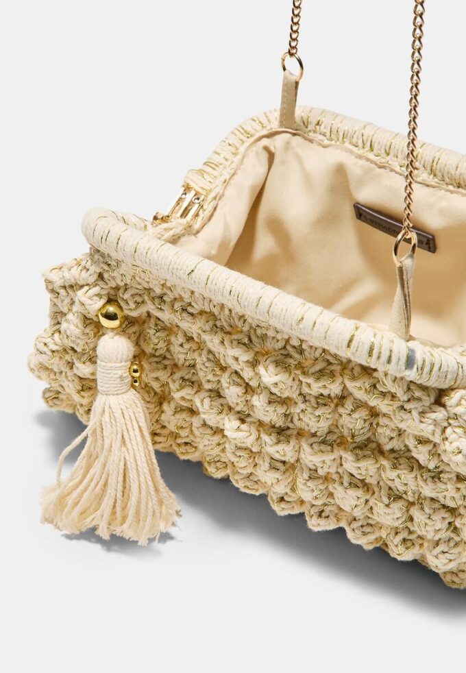 Borsa a secchiello all’uncinetto con filo metallico Borsa a secchiello all’uncinetto con filo metallico