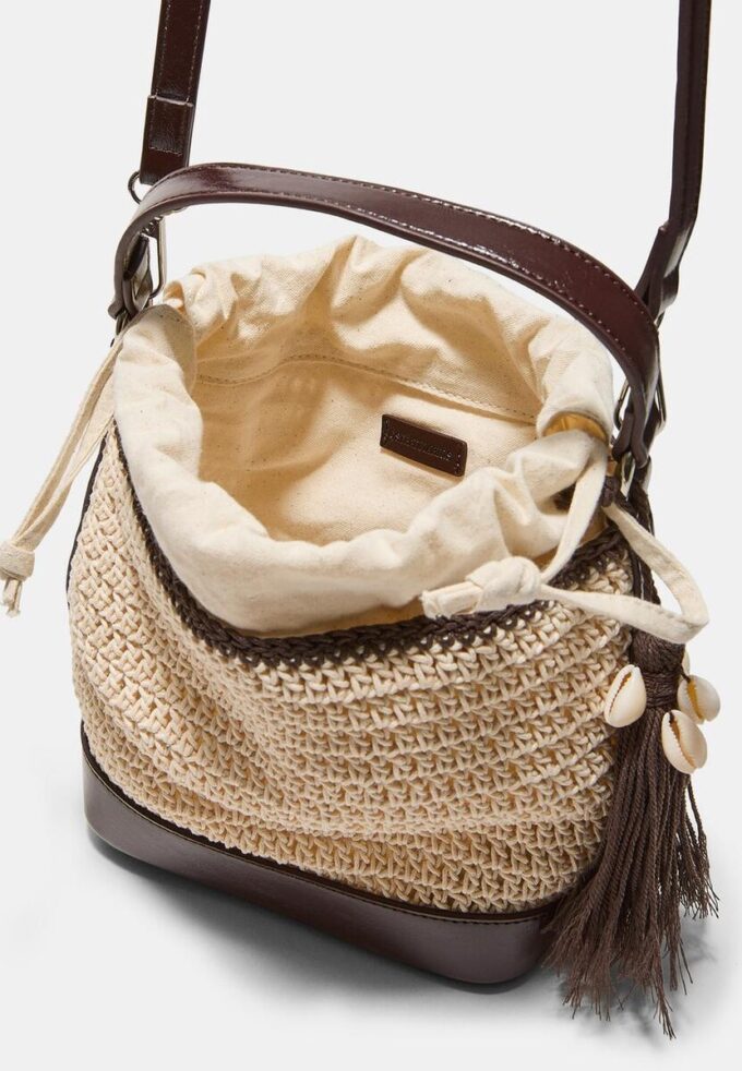 Borsa a secchiello combinata all’uncinetto Borsa a secchiello combinata all’uncinetto