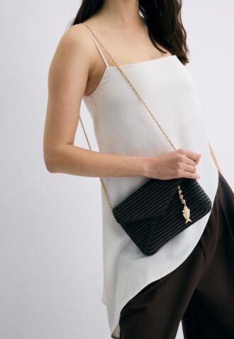 Borsa a tracolla a busta effetto rafia