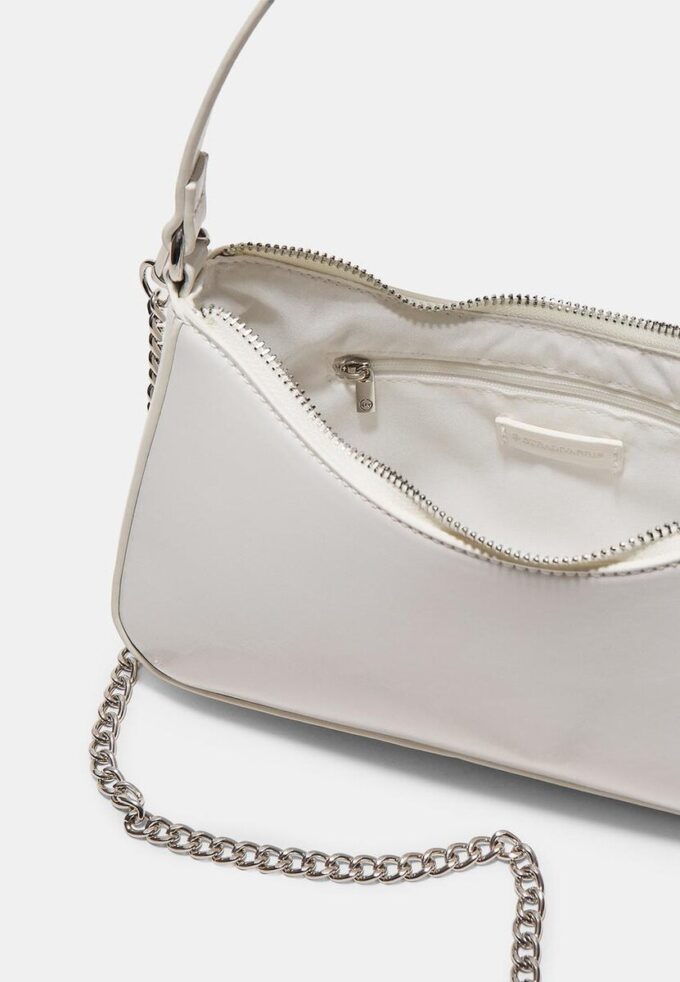Borsa a tracolla con catena lunga Borsa a tracolla con catena lunga