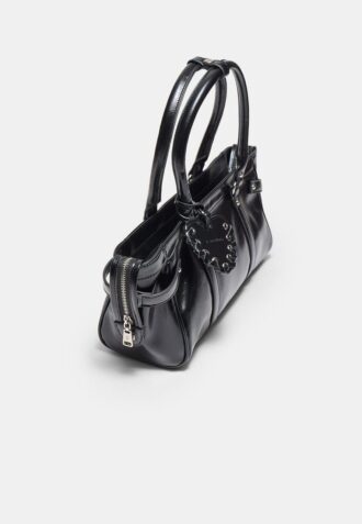 Borsa a tracolla con dettaglio a cuore