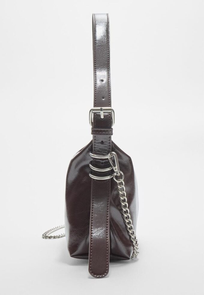 Borsa a tracolla con dettaglio tracolla