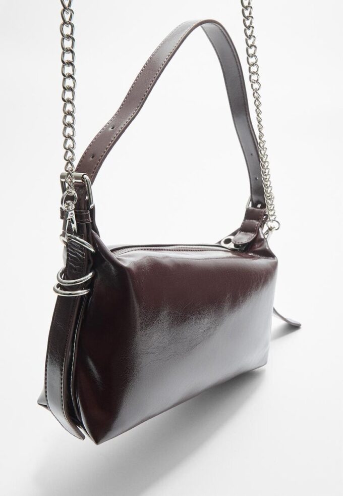 Borsa a tracolla con dettaglio tracolla