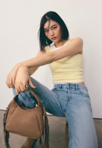 Borsa a tracolla con frange laterali