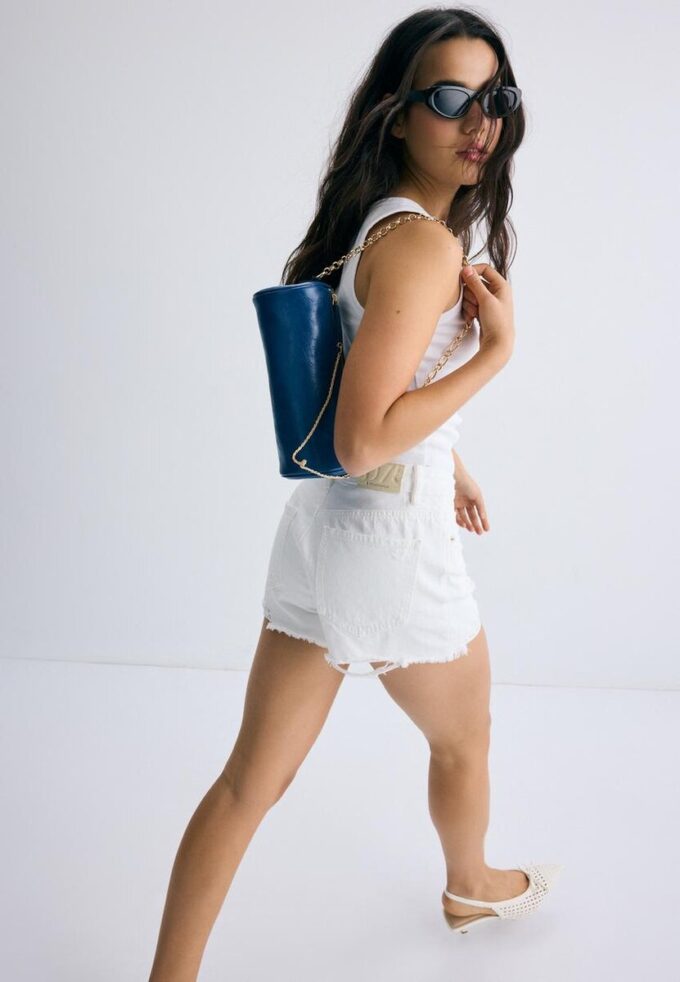 Borsa a tracolla con manico a catena Borsa a tracolla con manico a catena