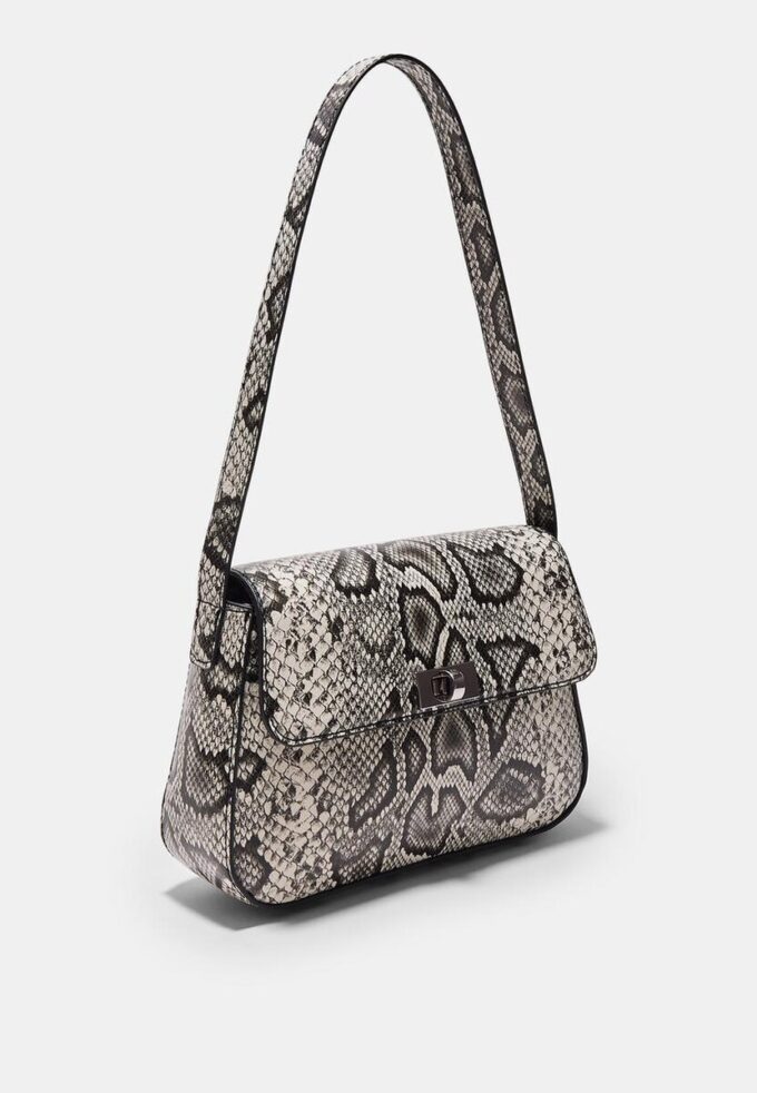 Borsa a tracolla con patta