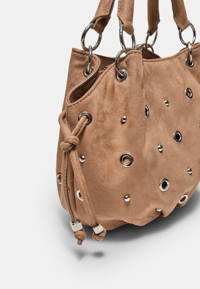 Borsa a tracolla rotonda con dettaglio a occhielli