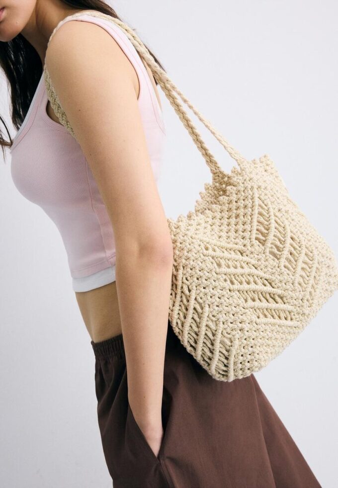 Borsa shopper all’uncinetto con filo metallico Borsa shopper all’uncinetto con filo metallico
