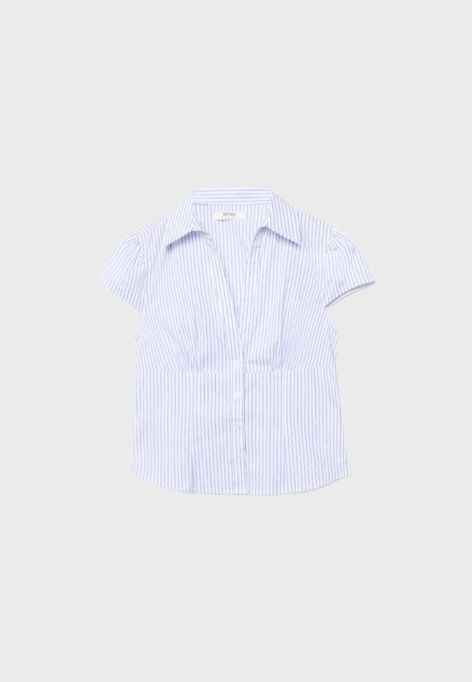 Camicia aderente a maniche corte in pantaloncini