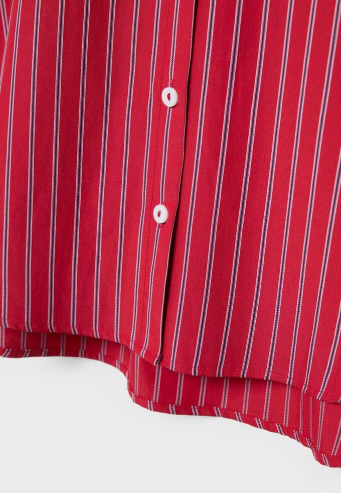 Camicia basic a righe in popeline con tasca Camicia basic a righe in popeline con tasca