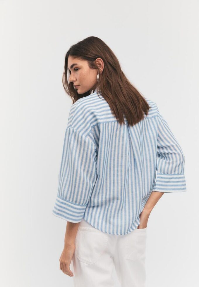 Camicia con maniche a kimono effetto lino