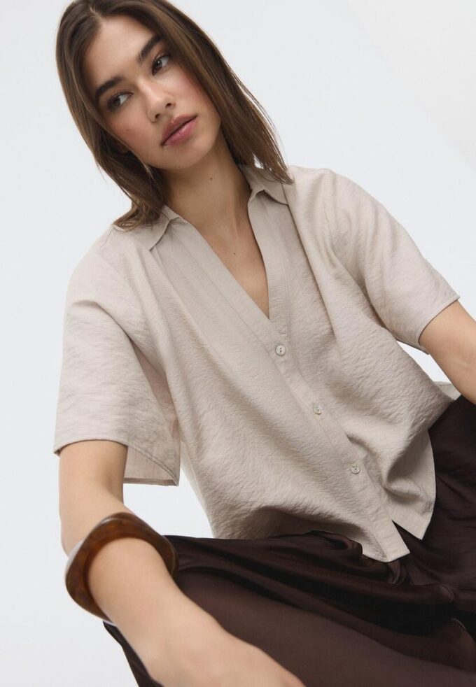 Camicia fluida abbottonata