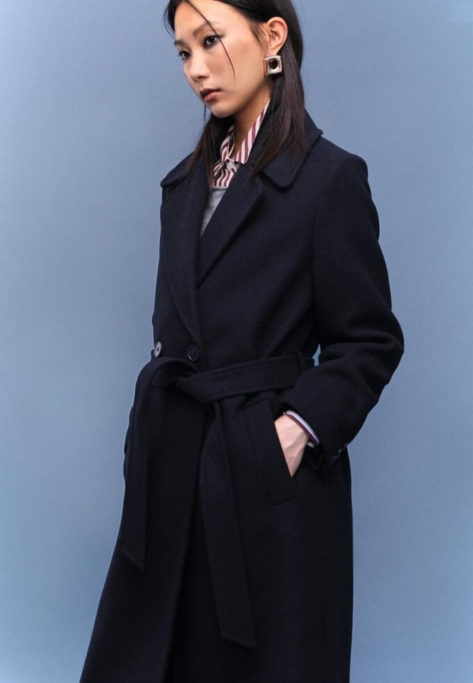 Cappotto lungo con cintura Cappotto lungo con cintura