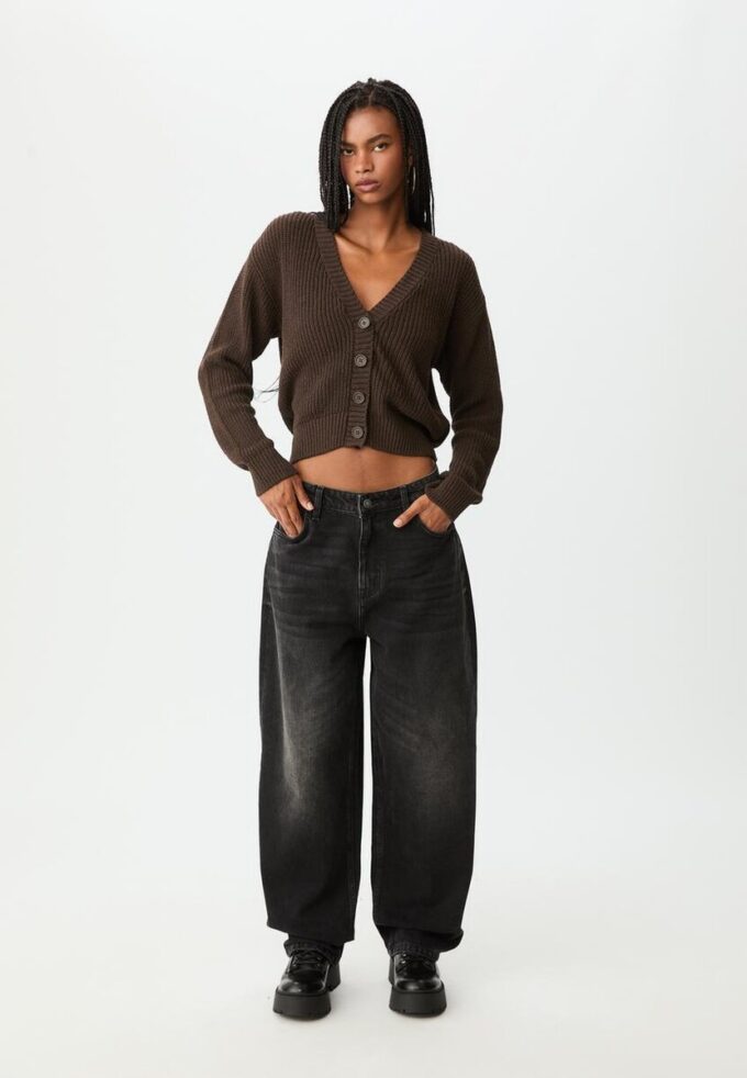 Cardigan in maglia con abbottonatura