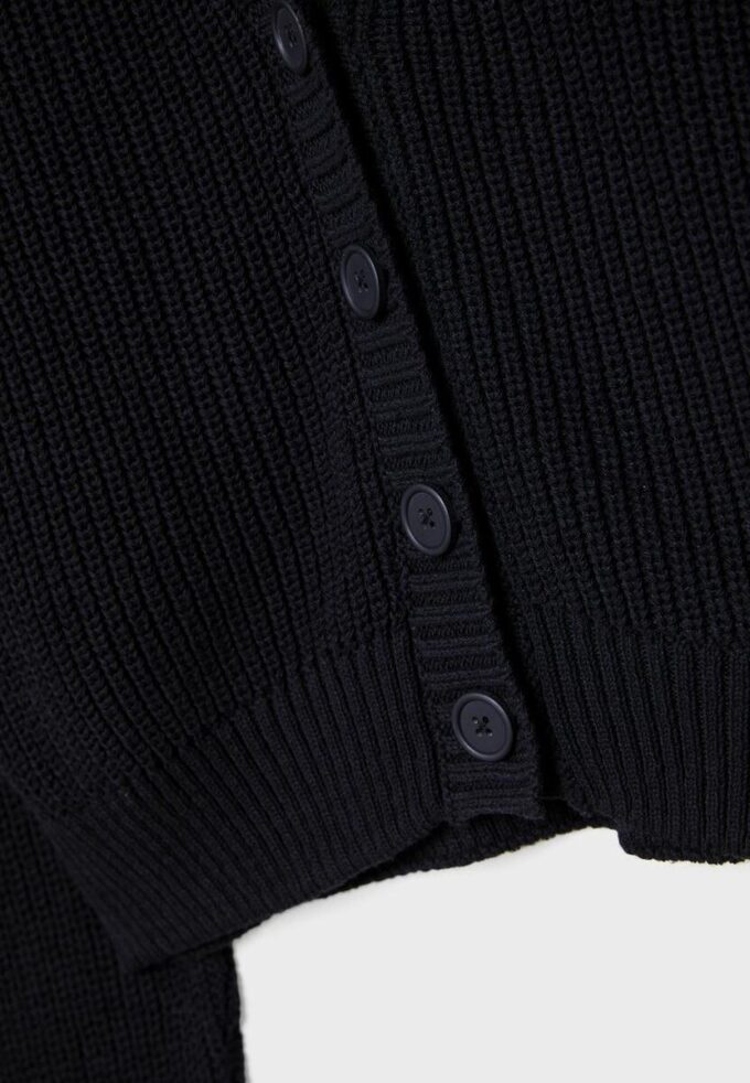 Cardigan in maglia con abbottonatura