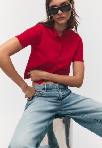 Cardigan in maglia con collo alto e bottoni