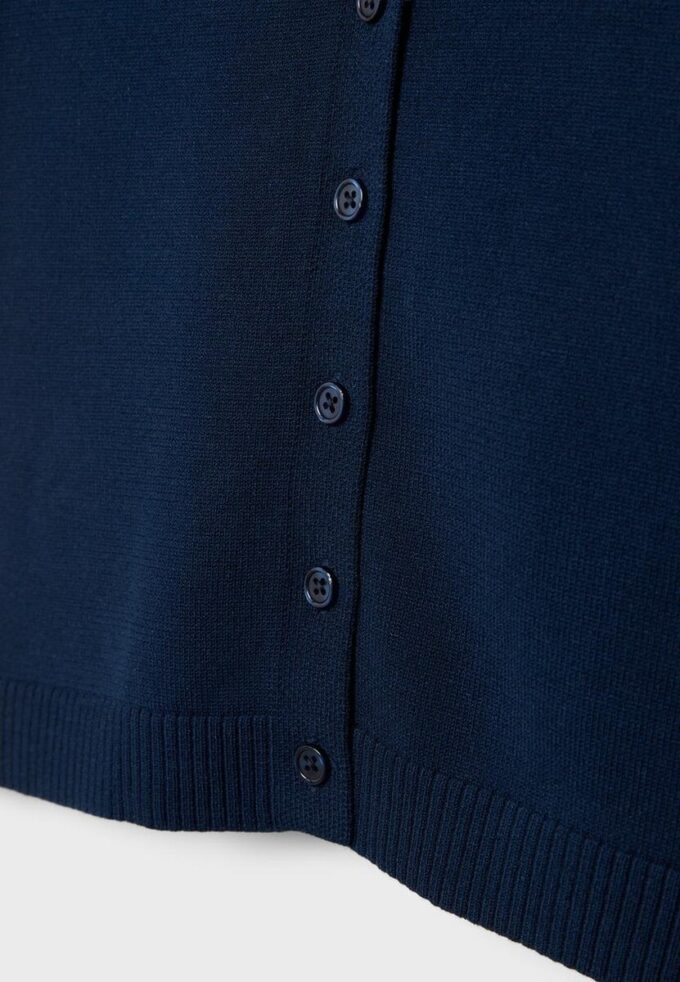 Cardigan in maglia con collo alto e bottoni