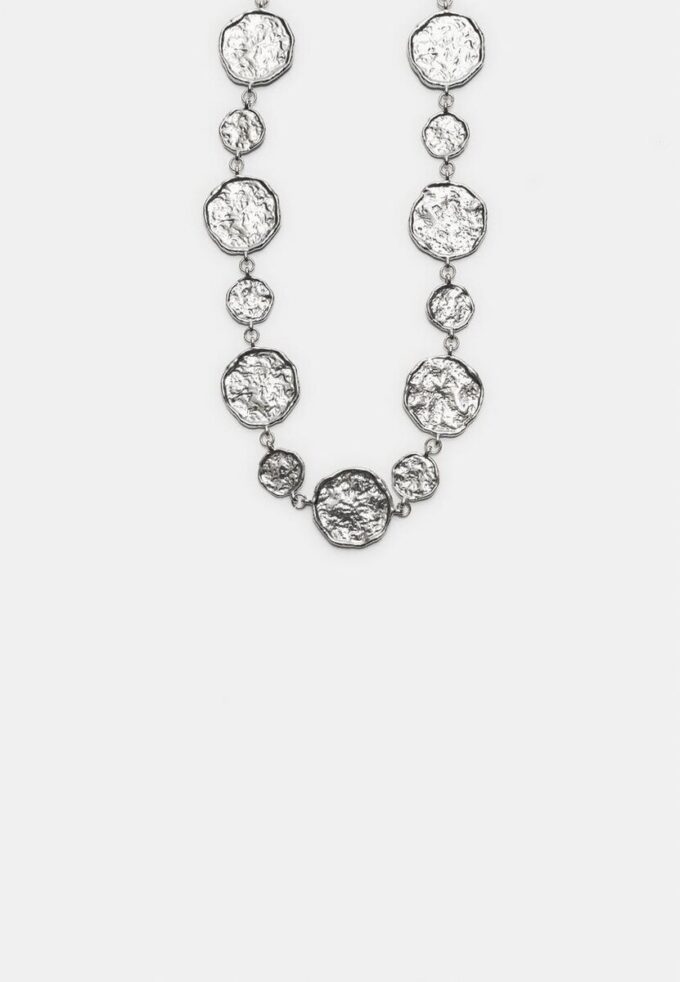 Cintura in metallo con placche rotonde