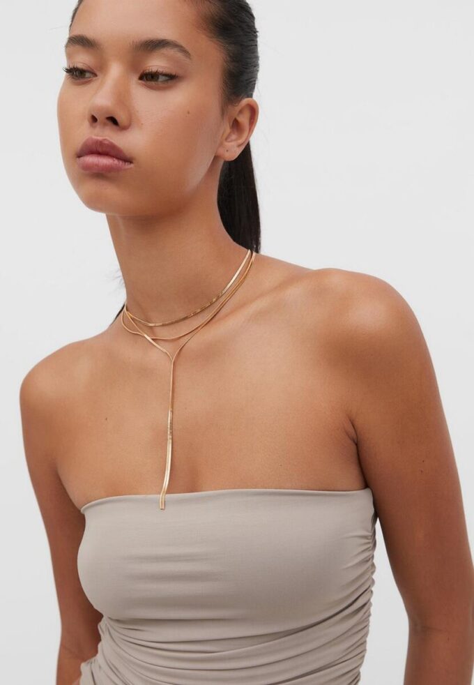 Collana lunga a più fili