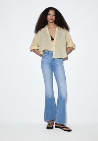 D04 Jeans Flared a vita bassa