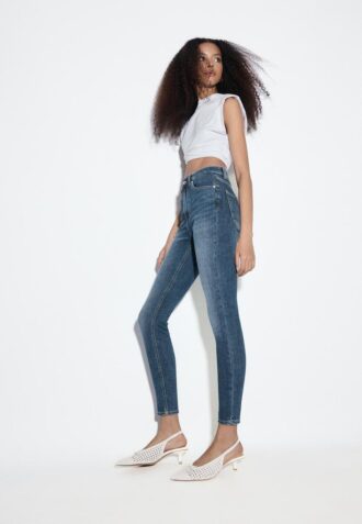 D09 Jeans skinny a vita altissima