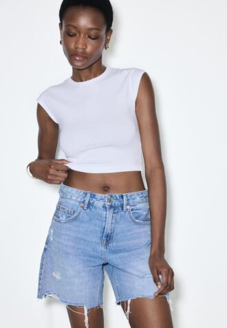 D93 Pantaloncini in denim a vita alta