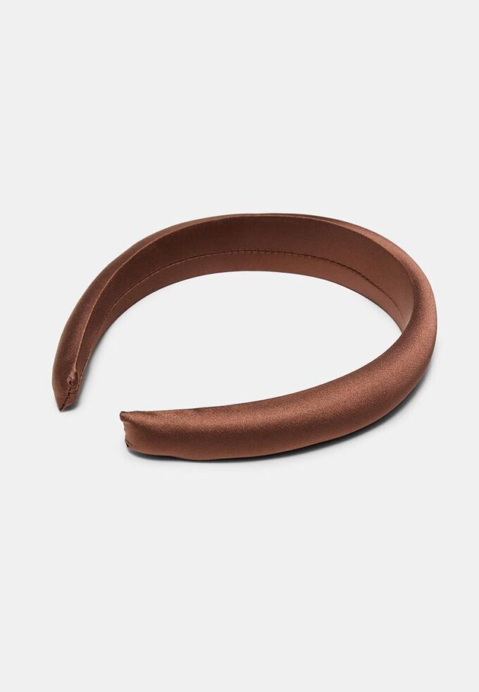 Fascia rigida in raso