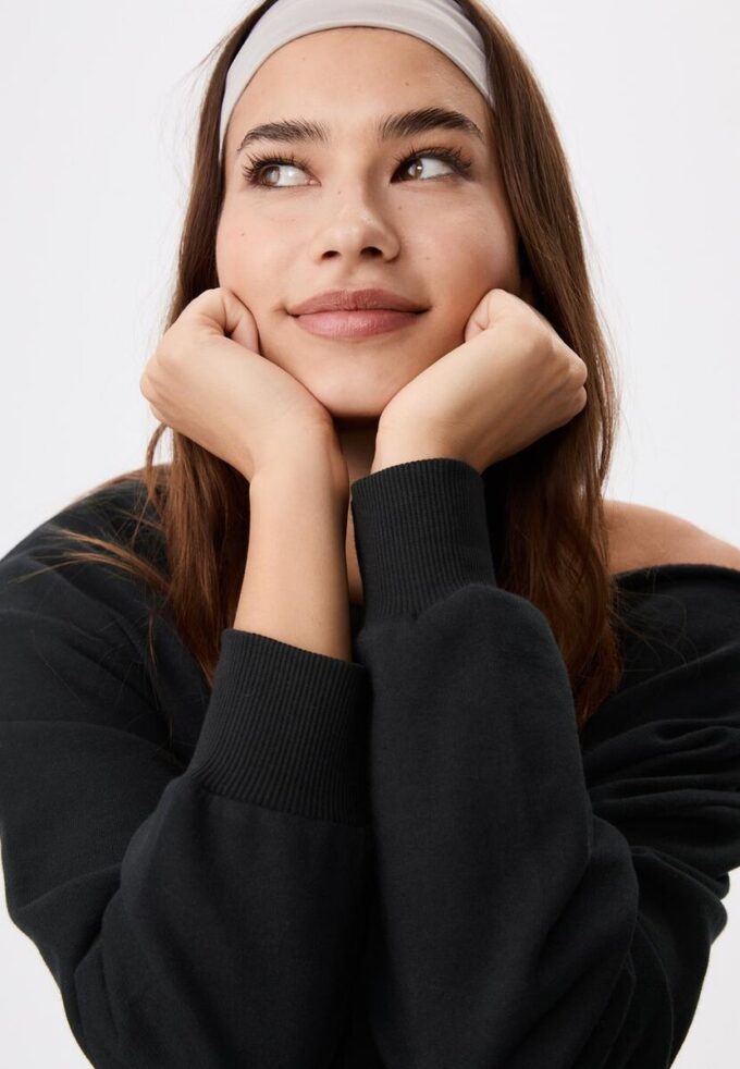 Felpa basic con spalle scoperte