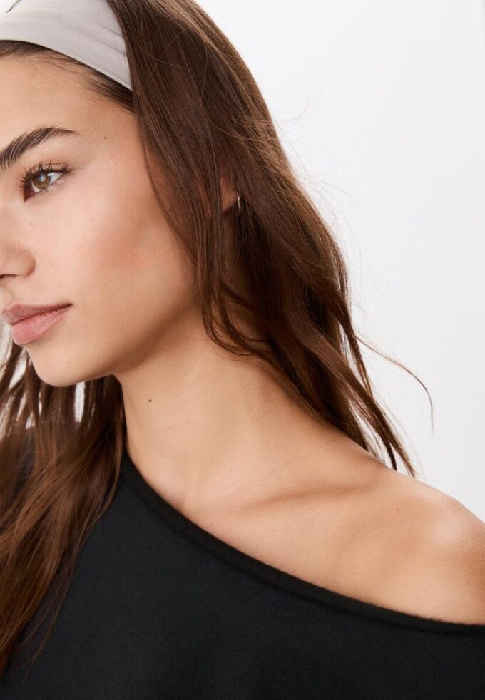 Felpa basic con spalle scoperte