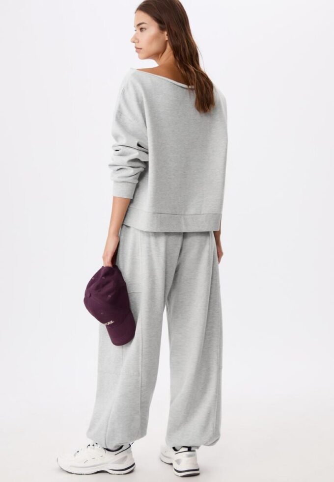 Felpa basic con spalle scoperte Felpa basic con spalle scoperte