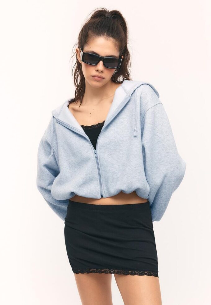 Felpa bomber con cappuccio stampata Felpa bomber con cappuccio stampata