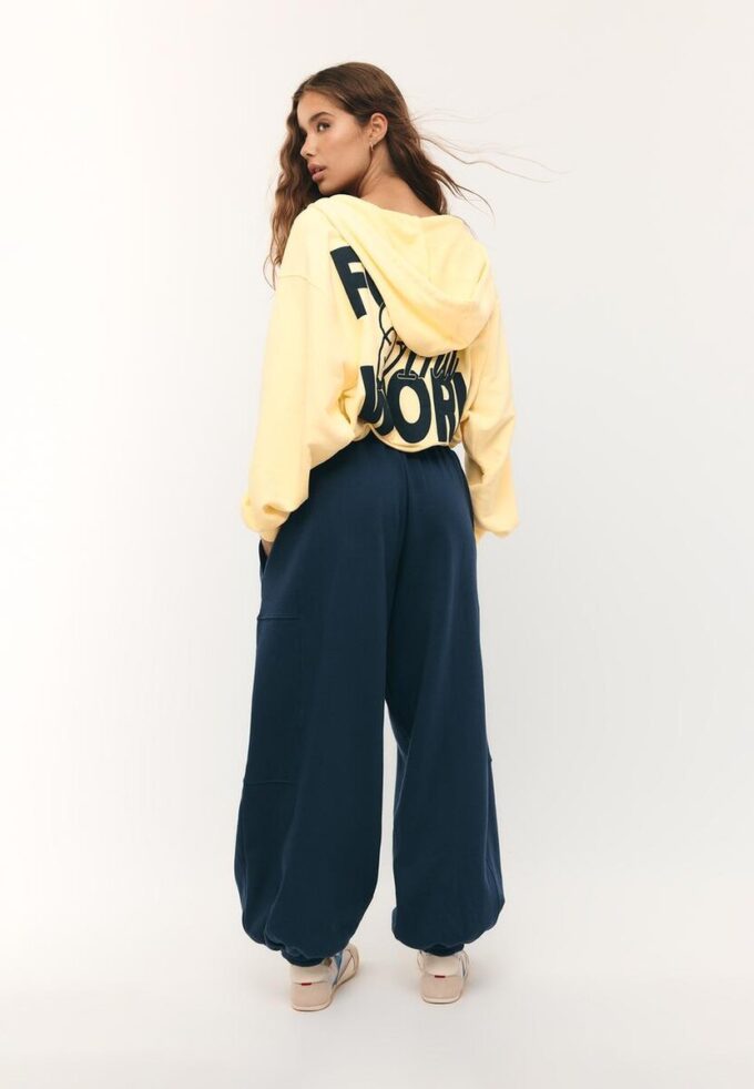 Felpa bomber con cappuccio stampata