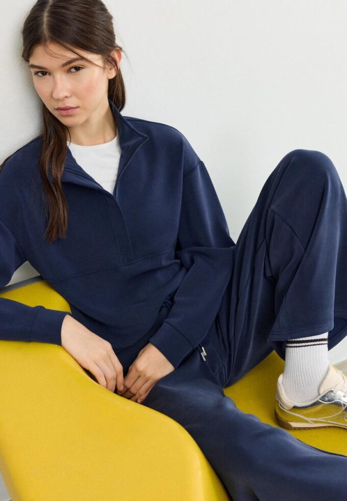 Felpa con zip Soft Touch